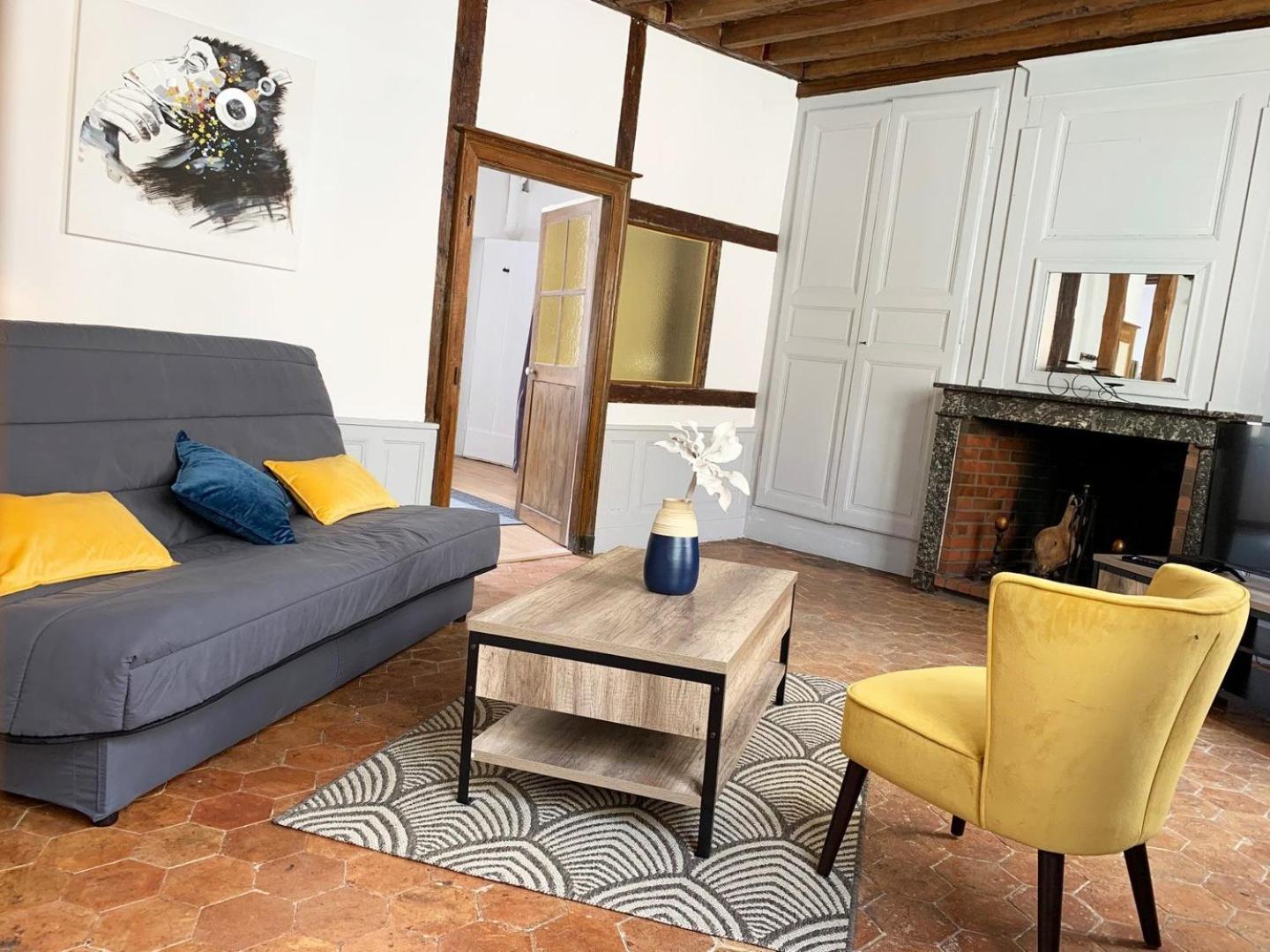 Le Clocher- Appartement Dans Le Coeur De Ville Chartres Eksteriør bilde